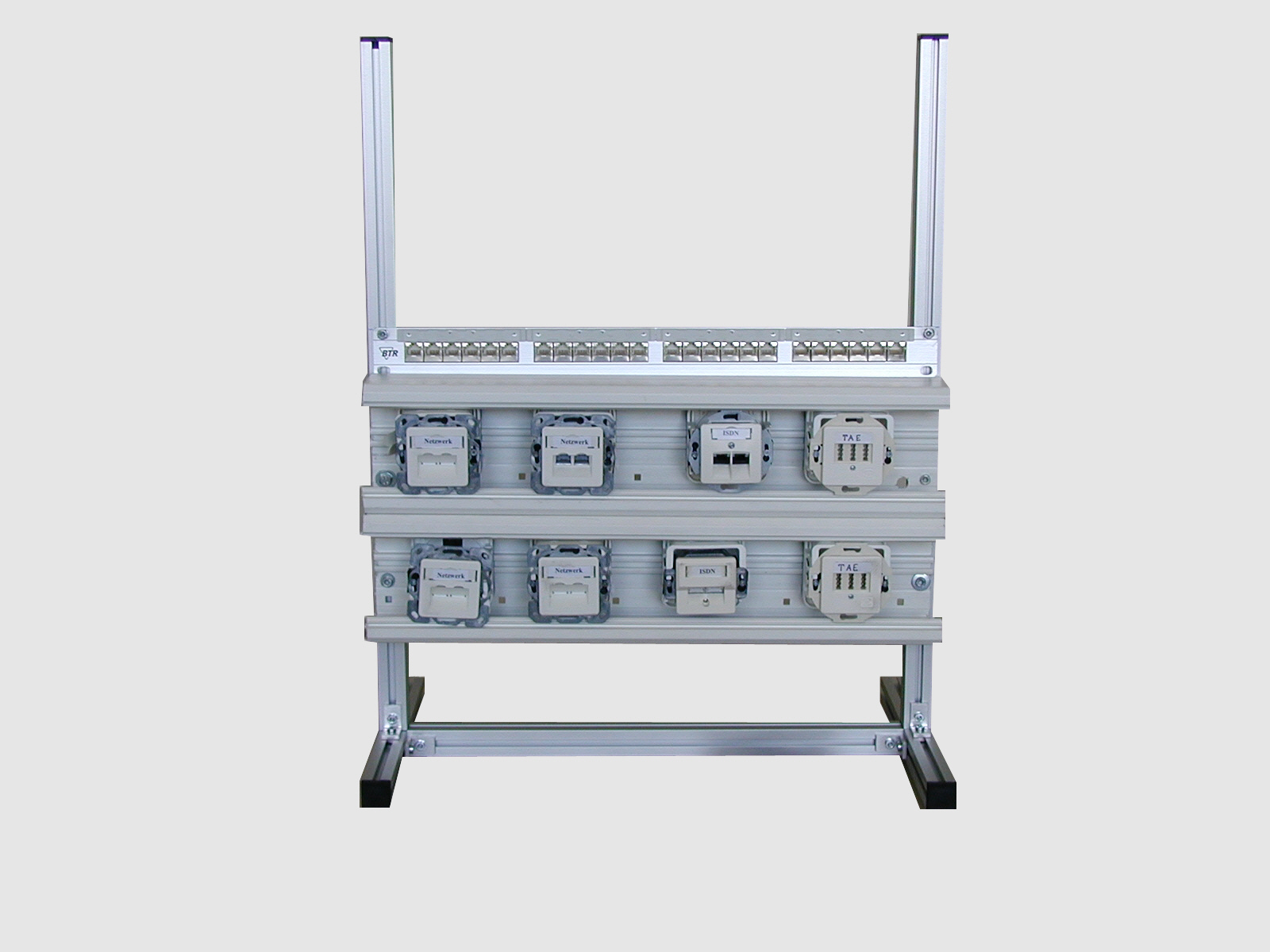 NETWORK TRAINER Type 4410